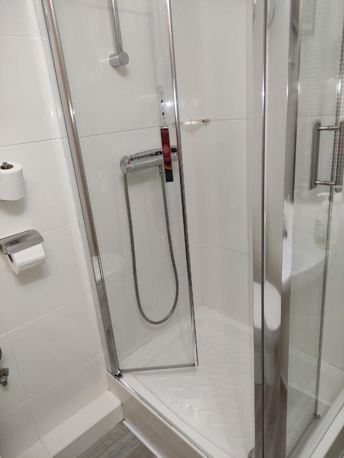 Alojadonosti City Center Сан Себастиан Екстериор снимка